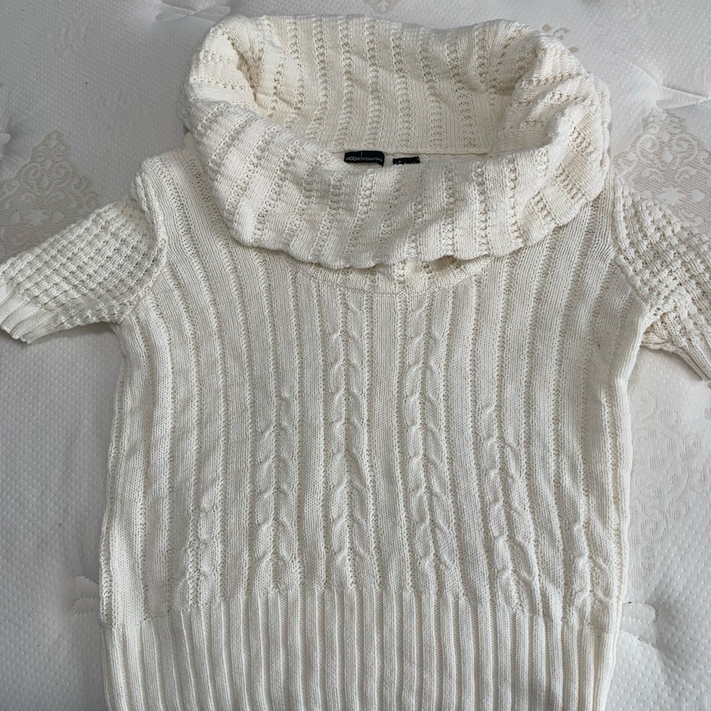 Short sleeve sweater, Moda Brand